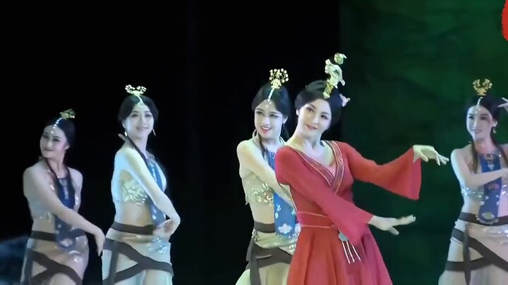 คุณสามารถไว้วางใจในสุนทรียศาสตร์ของจักรพรรดิได้เสมอ~