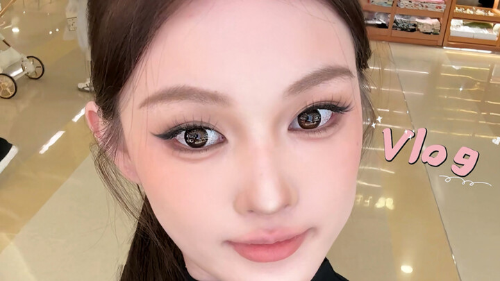 A Day in the Life of a Mogao Ping Sales Associate on the Late Shift | This round-faced beauty’s not 