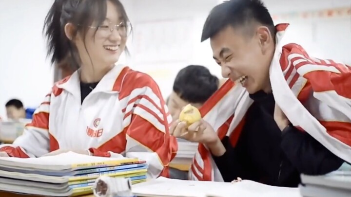 “明明什么都没发生，却什么都忘不了”