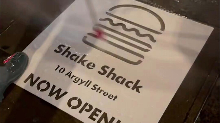 Giải đáp khoa học ngắn: Vì sao kiểu “vẽ graffiti ngược” này lại khiến người ta đau đầu đến vậy?