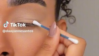 Eye shadow