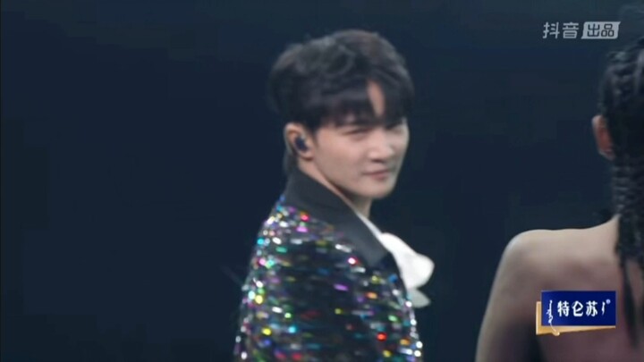 【Zhou Shen】【Douyin Wonderful Night】【Season of the Wind】These two dance segments by Shen Shen truly d