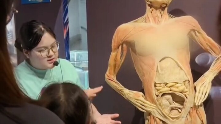 Seberapa besar keberanian yang dibutuhkan keluarganya untuk melangkah ke tempat ini?