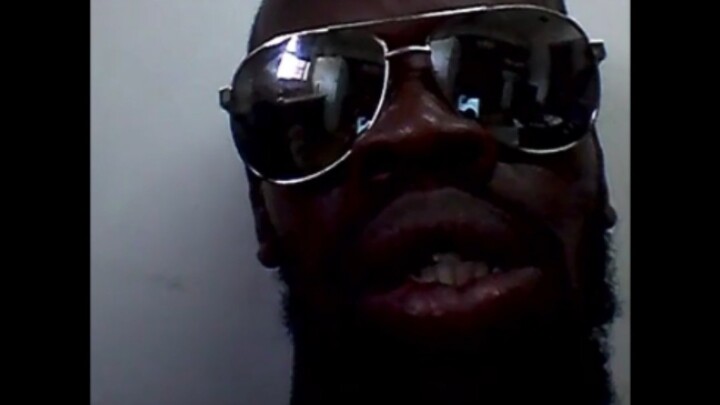 Abang hitam ganteng banget!