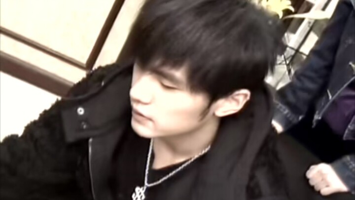 Sau này mới phát hiện ra, Châu Kiệt Luân thực sự rất đẹp trai!