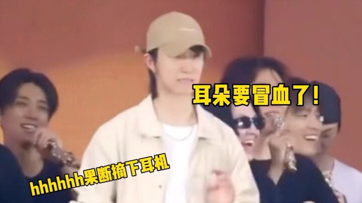 ซูหมิงหาว: ผ่านมาสิบปีแล้วก็ยังรู้สึกว่าเพื่อนร่วมวงเสียงดังอยู่ดี หูเหมือนจะเลือดออกทุกวันเลย (・・?)