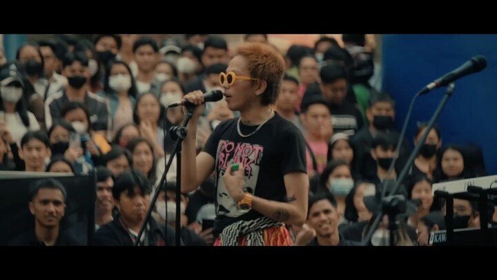 UHAW BY DILAW. Performed in SESSION ROAD BAGUIO CITY