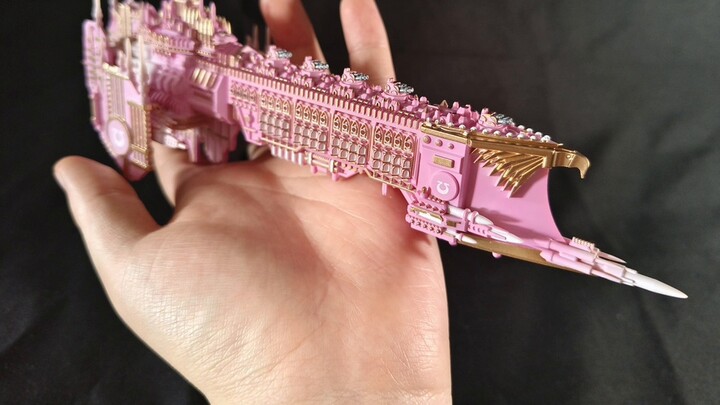 ความรุ่งโรจน์อันเย่อหยิ่งของ Macragge อยู่ที่นี่แล้ว!