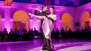 UTango Tango Argentina - Bunga dan Kupu-kupu
