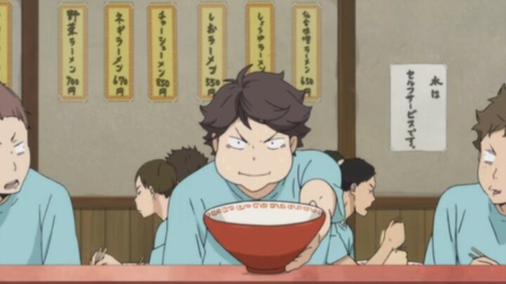 Apa salahnya bayi gendut Oikawa Tetsu makan lebih banyak?