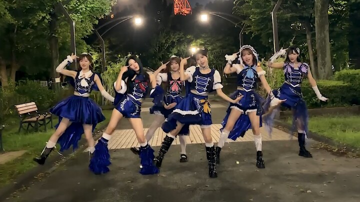 LIGHTSUM debuted with their transformational title track "Dou Shite" at Tokyo Tower.