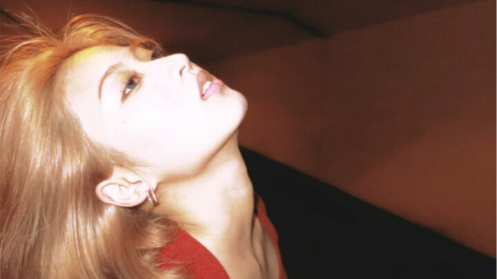 Traveling a thousand miles to find coconuts—how stunning you are!