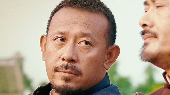 “Without you, you mean a lot to me.” In this scene, both Jiang Wen and Chow Yun-fat are utterly capt