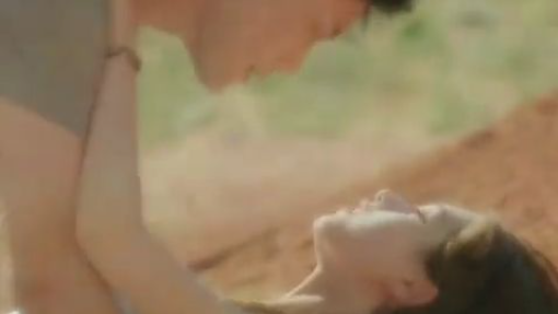 Perwira berwajah dingin itu tampak kasar, tapi lembut padaku dan beri semua cinta