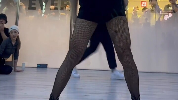 [Double Dance Series] Who says boys can’t be sexy and cute!