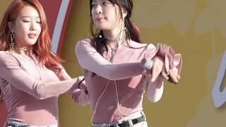 مجموعة رقص النجوم الكورية للفتيات Dal★Shabet Live 7 (147)