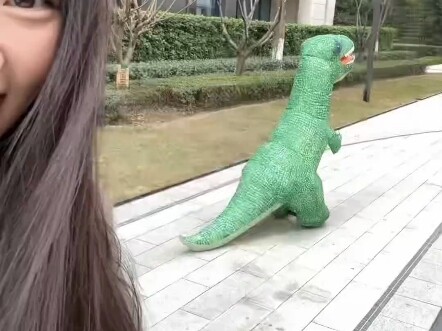 Niềm vui của con trai đơn giản là vậy