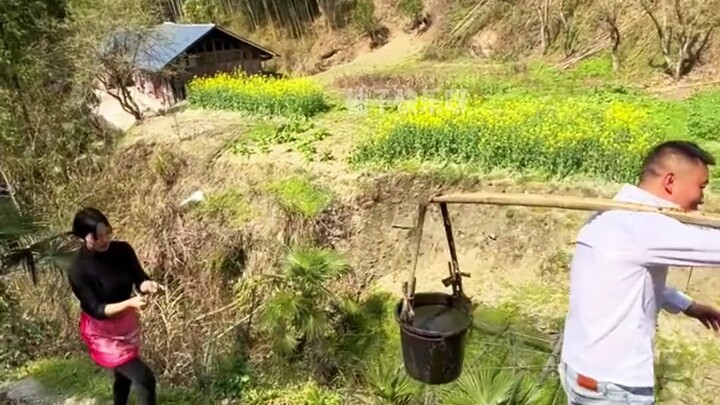 เพื่อนห่ามไร้เหตุผล ได้มีเธออยู่ข้างๆ ถือเป็นบุญของฉันเลย