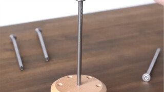 เล็บทั้งหกตัวจะวางพร้อมกันได้อย่างไรกัน?