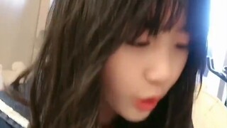 Học sinh tiểu học đọc sách có kèm âm thanh nền! Bộ sưu tập bắt chước Thanh Gươm Diệt Quỷ