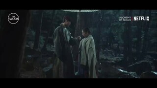 Hwang Min-hyun shelters Jung So-min from the rain _ Alchemy of Souls Ep 9 [ENG S