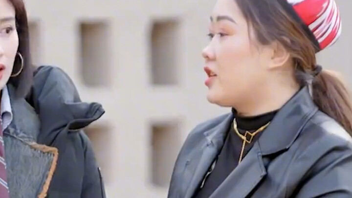 Turn a girly voice into a masculine one in seconds—just need a chicken! #ZhuXudan# Archaeology