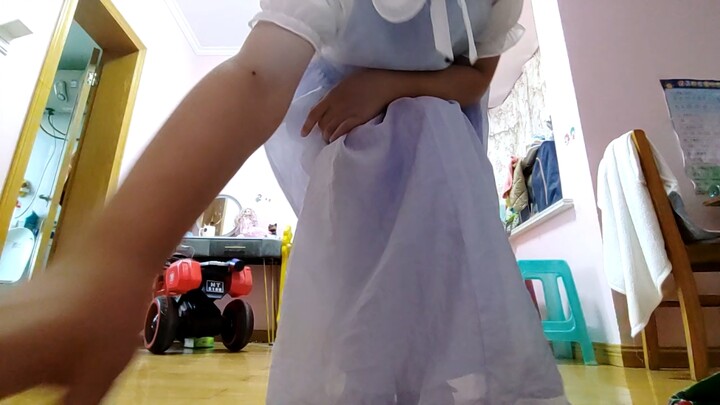 هذا هو أغنية التمارين الرياضية في مدرسة صاحب الـUP، ثم خطرت لي هذه الفكرة فجأة.