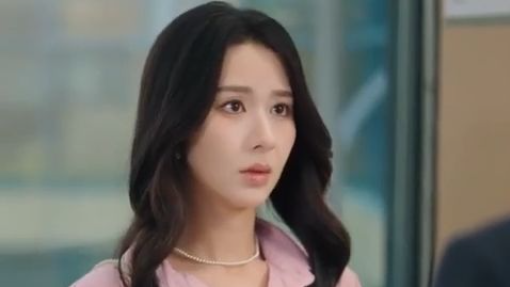 Tak sengaja hamil anak paman CEO sahabatku,dia berinisiatif melamarku