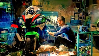 Gang Members Don't Realize That This Superbike Racer Can Defeat Them All Alone