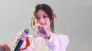 Strawberry Snow Mei Niang, the cutest autumn in the world ‖ Golden Autumn Straight Shot "NOT YOUR GI