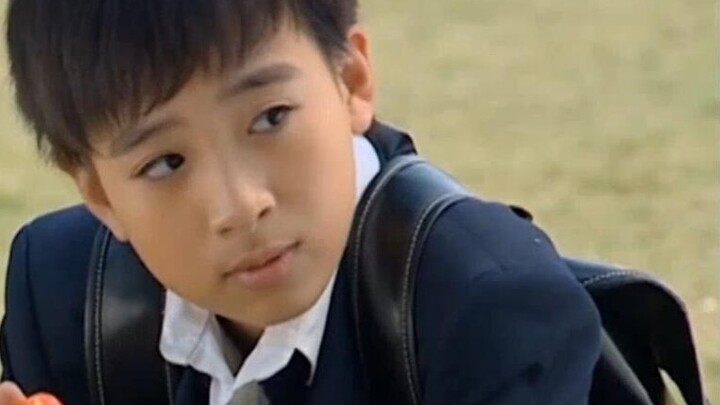 ดีนเสี่ยวเฉาเป็นดาราเด็กเหรอ?