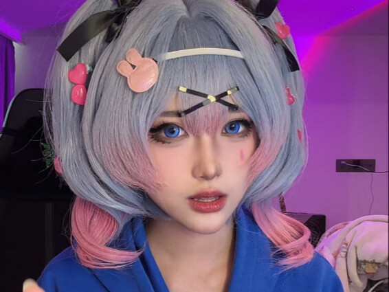 Live-streamed cosplay of a firefighter goes wrong—first person to be outdone by the real thing