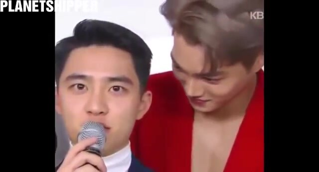 【EXO độ ngọt】Ngọt ngào cực phẩm, ánh mắt Kim Kai nhìn về phía chúng ta quả thực sâu đậm quá đỗi, ai 