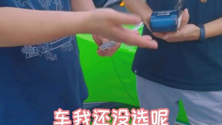 Top-tier suit-clad thugs: S63 AMG vs. M760—Which one should you choose?