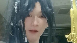 Ucapan selamat ulang tahun penggemar ini terlalu terlalu maju.