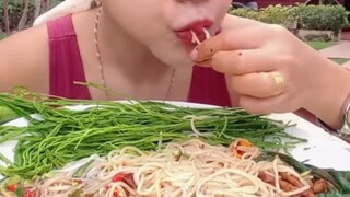 Thai Mukbang