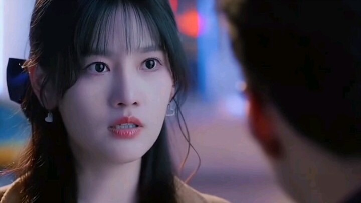 黑帮少爷三次救女孩于危难之中,  这谁看谁不迷糊呀?