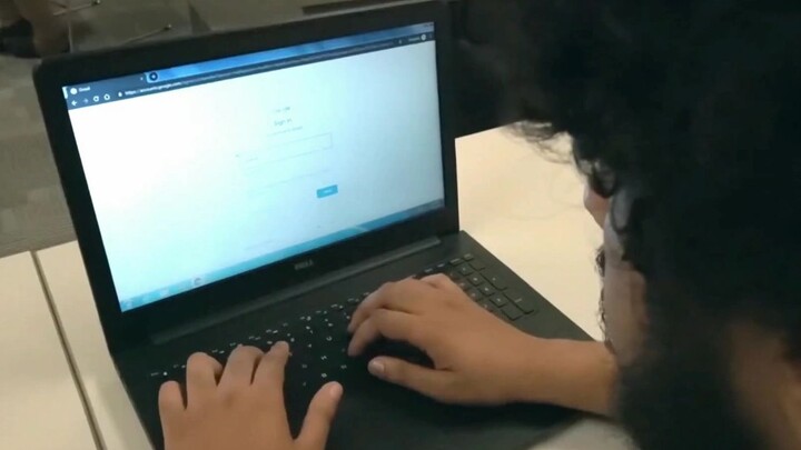 Khi bạn cố gắng đăng tải video không qua được kiểm duyệt