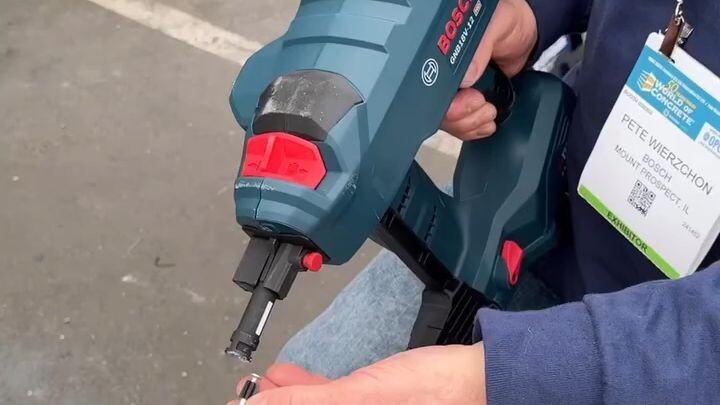 Was cool to see how quick you could change from the single-shot head and magazin