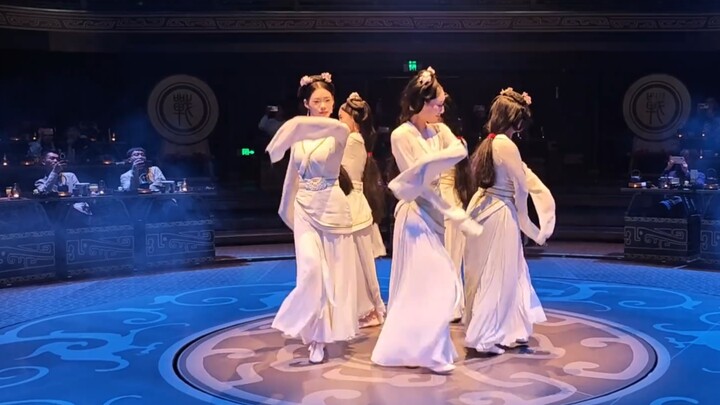 张飞十万头猪，刘备十万双草鞋，刘季十万钱，曹操十万支箭……