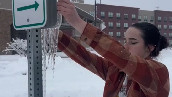 Chết tiệt, băng!