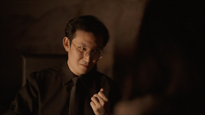 If someone asks you for money right after you start working together, they're probably trying to sca