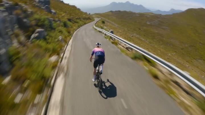 “ 替 我 自 由 ”