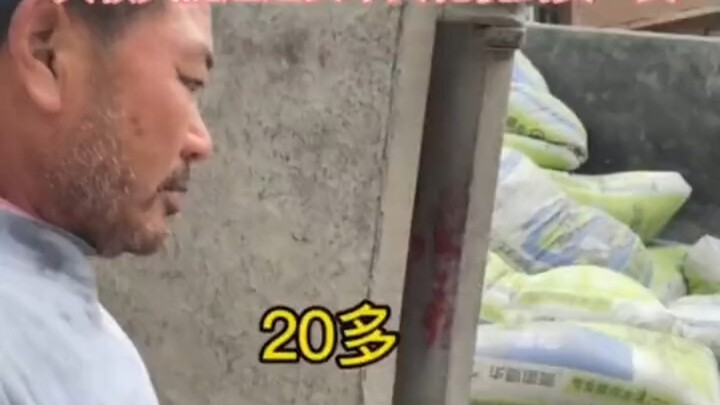 Anh chàng nhầm xi măng thành gạo, đến cả ông anh bán xi măng cũng bó tay!