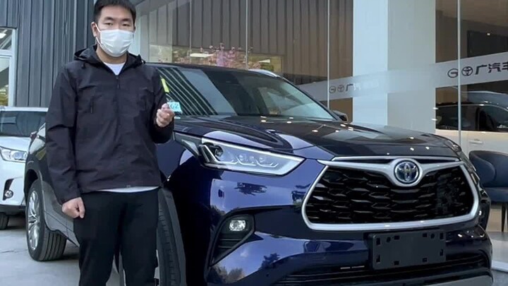 Number 38 bought another brand-new Highlander.