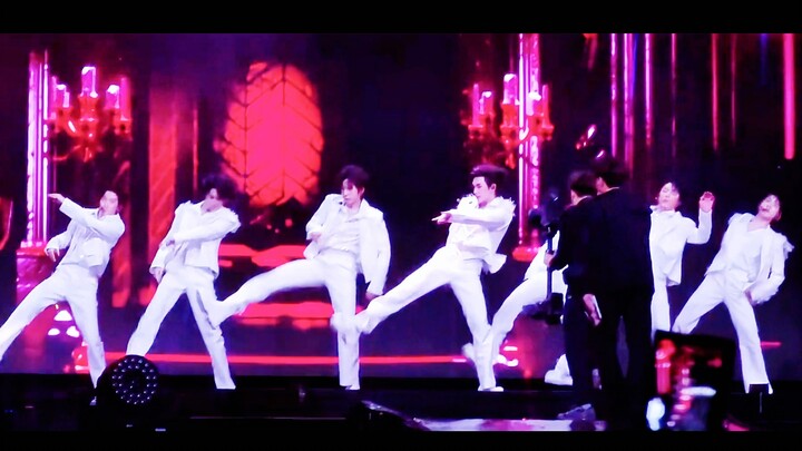 完美诠释《丁程鑫和他的伴舞们》……6t你们都这么烂了居然还能更烂