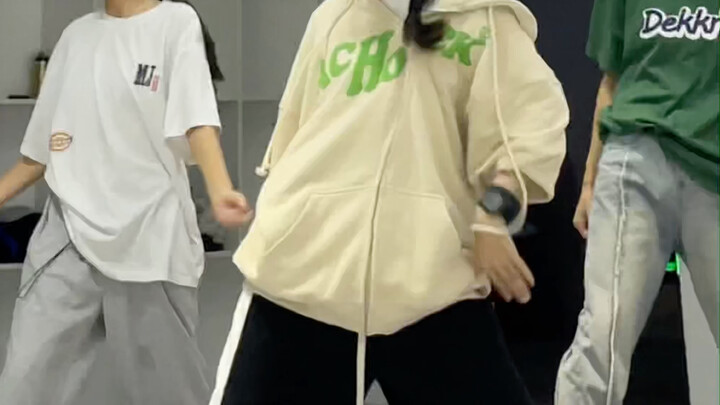 听说各位爱妃还没看够？