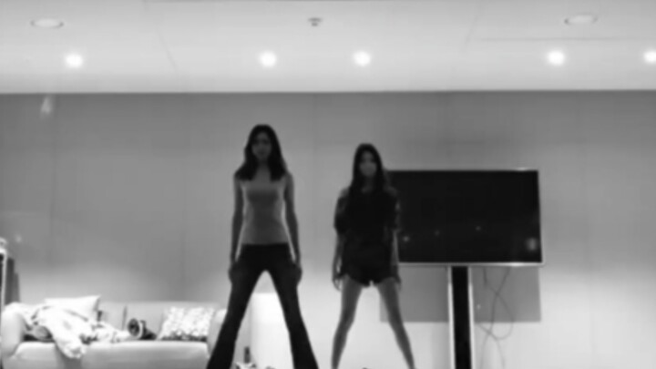 Vóc dáng thật nổi bật – ANA công khai video vũ đạo thời kỳ thực tập sinh