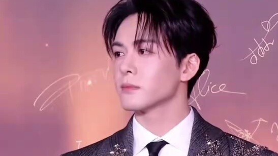 How would you rate the top stars’ red carpet performance?