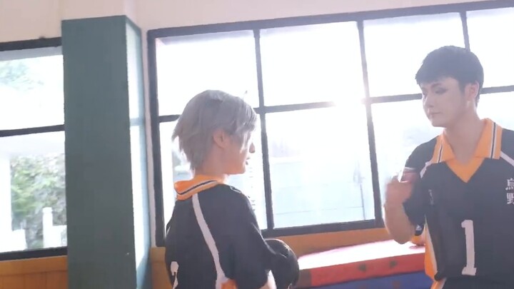 [All Karasuno members/COS] If you don’t become stronger now, when will you become stronger? Hands Up